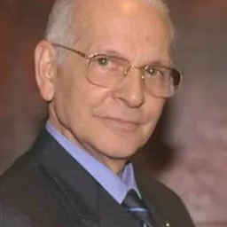 Portrait of Tarcísio Padilha