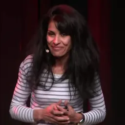 Portrait of Fatima Ouassak