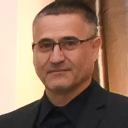 Portrait of Shane Cotton