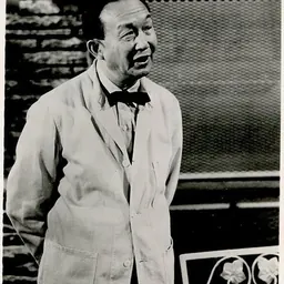 Portrait of Sammee Tong