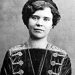 Portrait of Alma Pihl