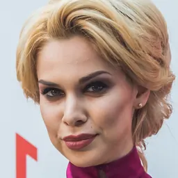 Portrait of Samanta Tīna