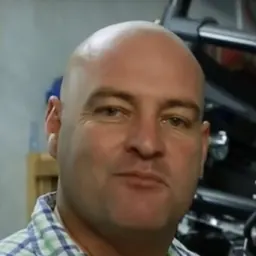 Portrait of Leigh Hart