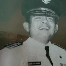 Portrait of Oman Sachroni