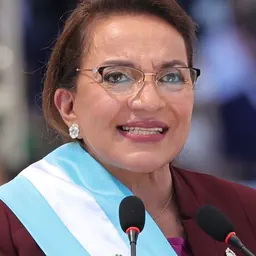 Portrait of Xiomara Castro