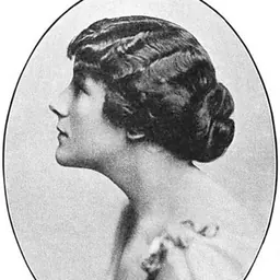 Portrait of Becky Gardiner