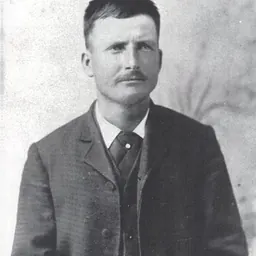 Portrait of Dan Bogan