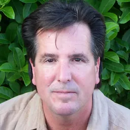 Portrait of Steven Schmidt