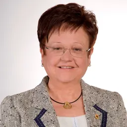 Portrait of Luisa Pastor Lillo