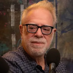 Portrait of Fred Bronson