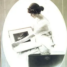 Portrait of Clare Tennant
