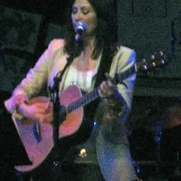 Portrait of Linda Eder