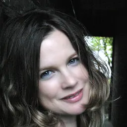 Portrait of Kirsty Hawkshaw