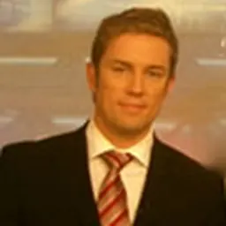 Portrait of Simon Thomas