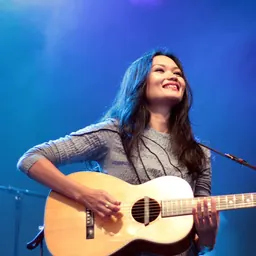 Portrait of Bic Runga