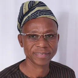 Portrait of Andrew Dari Chiwitey