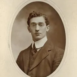 Portrait of Leon Simon