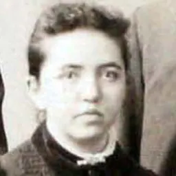 Portrait of Grace Knapp