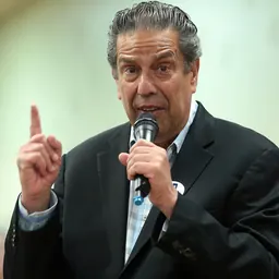Portrait of Jon Bauman