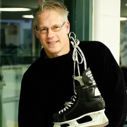 Portrait of Steve Seftel
