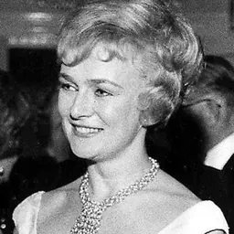 Portrait of Elina Pohjanpää