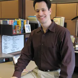 Portrait of Scott Yanoff