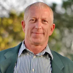 Portrait of Eli Salzberger