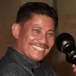 Portrait of Boy Logro