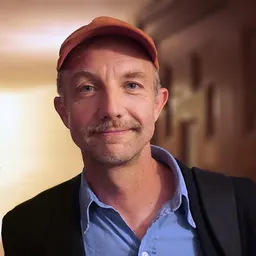 Portrait of Jon Klassen