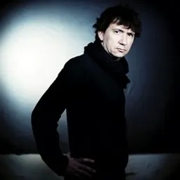 Portrait of Vincent Courtois