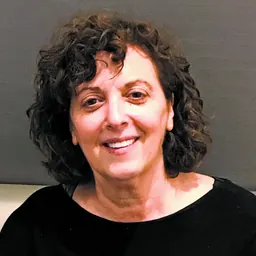 Portrait of Tova Hartman