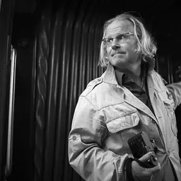 Portrait of Peter Turnley