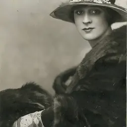 Portrait of Jane Cowl