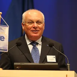 Portrait of Franz Schausberger