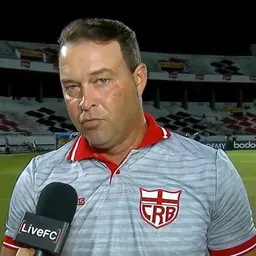 Portrait of Roberto Fernandes