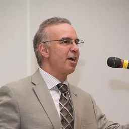 Portrait of Lenny Mirra