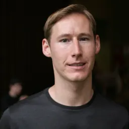 Portrait of Gordon Lyon