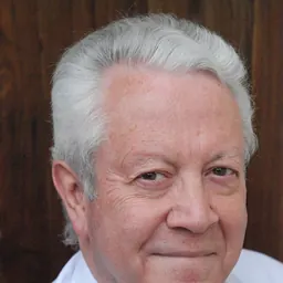 Portrait of Paul Bentley