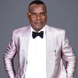 Portrait of Chris Igwe