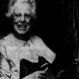 Portrait of Laura Gilpin