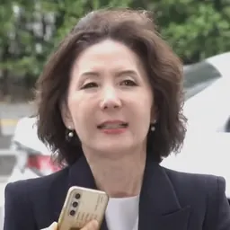 Portrait of Lee Jin-sook