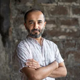 Portrait of Amitesh Grover