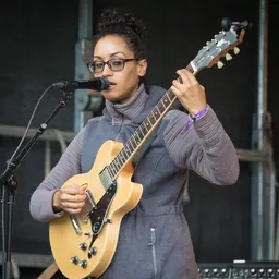 Portrait of Kadhja Bonet