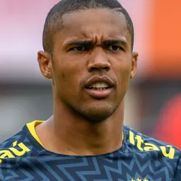 Portrait of Douglas Costa