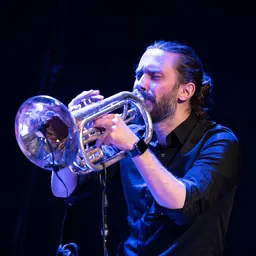 Portrait of Kristoffer Lo