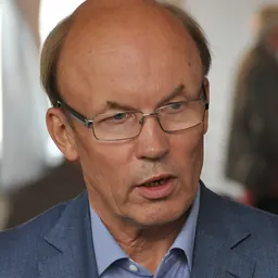 Portrait of Matti Alahuhta