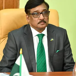 Portrait of Noel Israel Khokhar