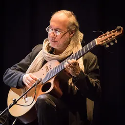 Portrait of Quique Sinesi