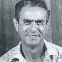 Portrait of Daniel Rosolio