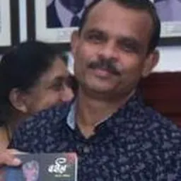 Portrait of Prakash Parienkar